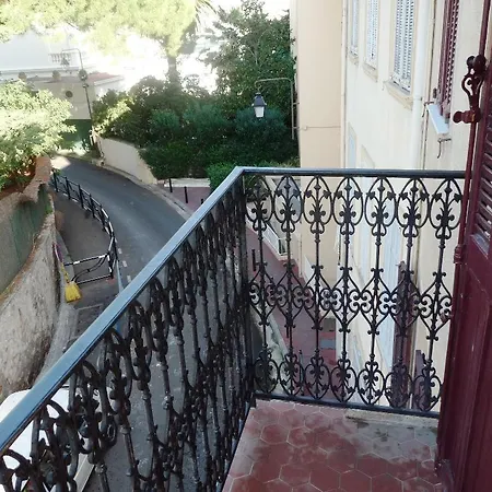 Apartment Old Town Charming Balcony